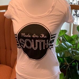 MADE IN THE SOUTH T SHIRT. SMALL